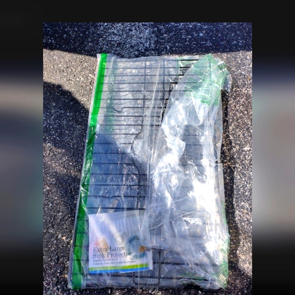 Brand new never used extra large sink protector - Picture 1 of 1